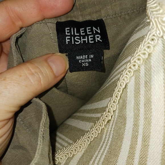 Eileen Fisher Button down linen/silk Blouse Sz XS (Fits bigger) - Picture 5 of 6